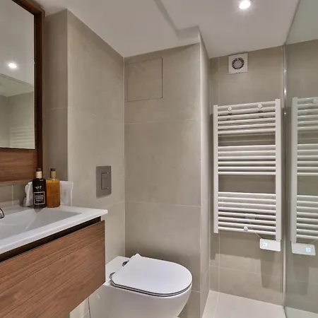 Urbanflat 139 - Beautiful Large Flat In Saint-germain *