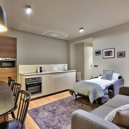 Urbanflat 139 - Beautiful Large Flat In Saint-germain Parigi